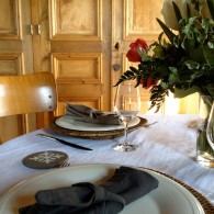 Art de la table Les arts de la table sont très convoités car avoir une jolie table quand on reçoit ou non des convives est toujours appréciable. Pas besoin d’être décorateur dans l’âme pour...